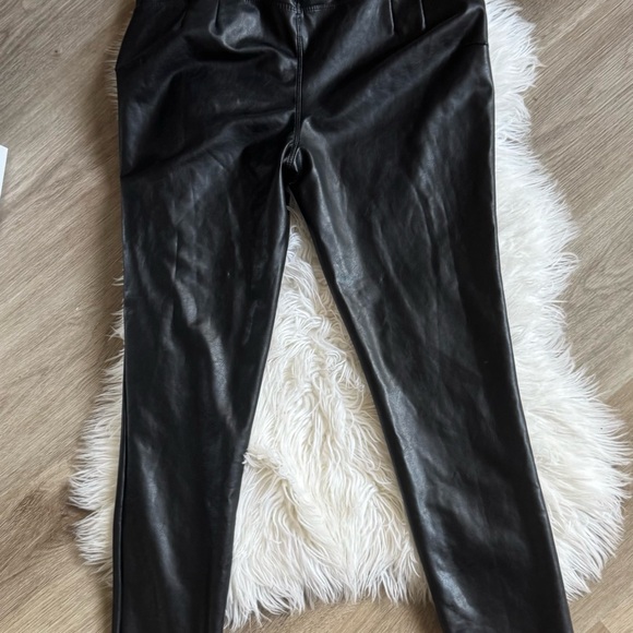 BBJ Los Angeles Black Faux Leather Lined pants 11 - Picture 2 of 5